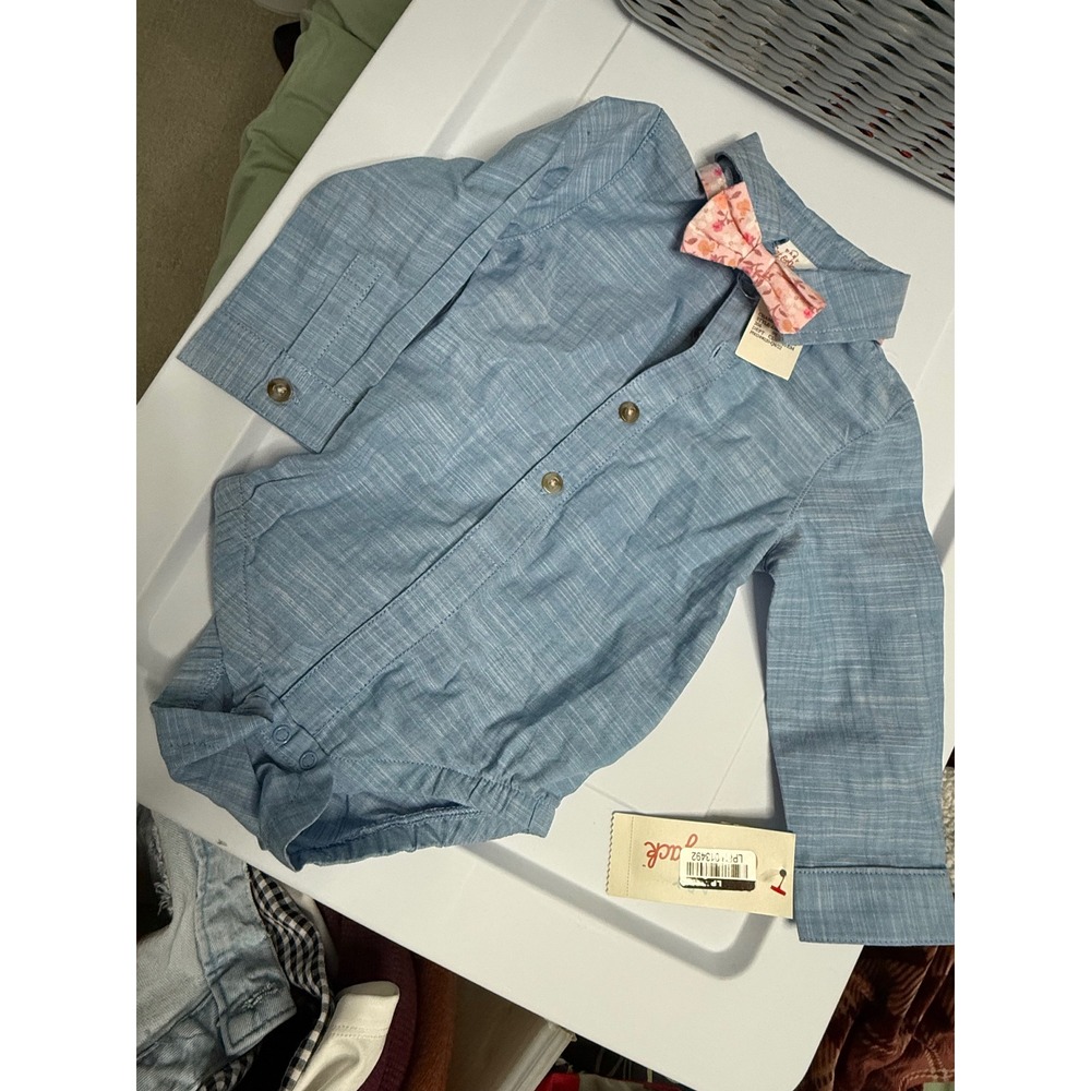 Cat & Jack Baby Boys Blue Chambray Bodysuit with Floral Bow Tie 12M NWT